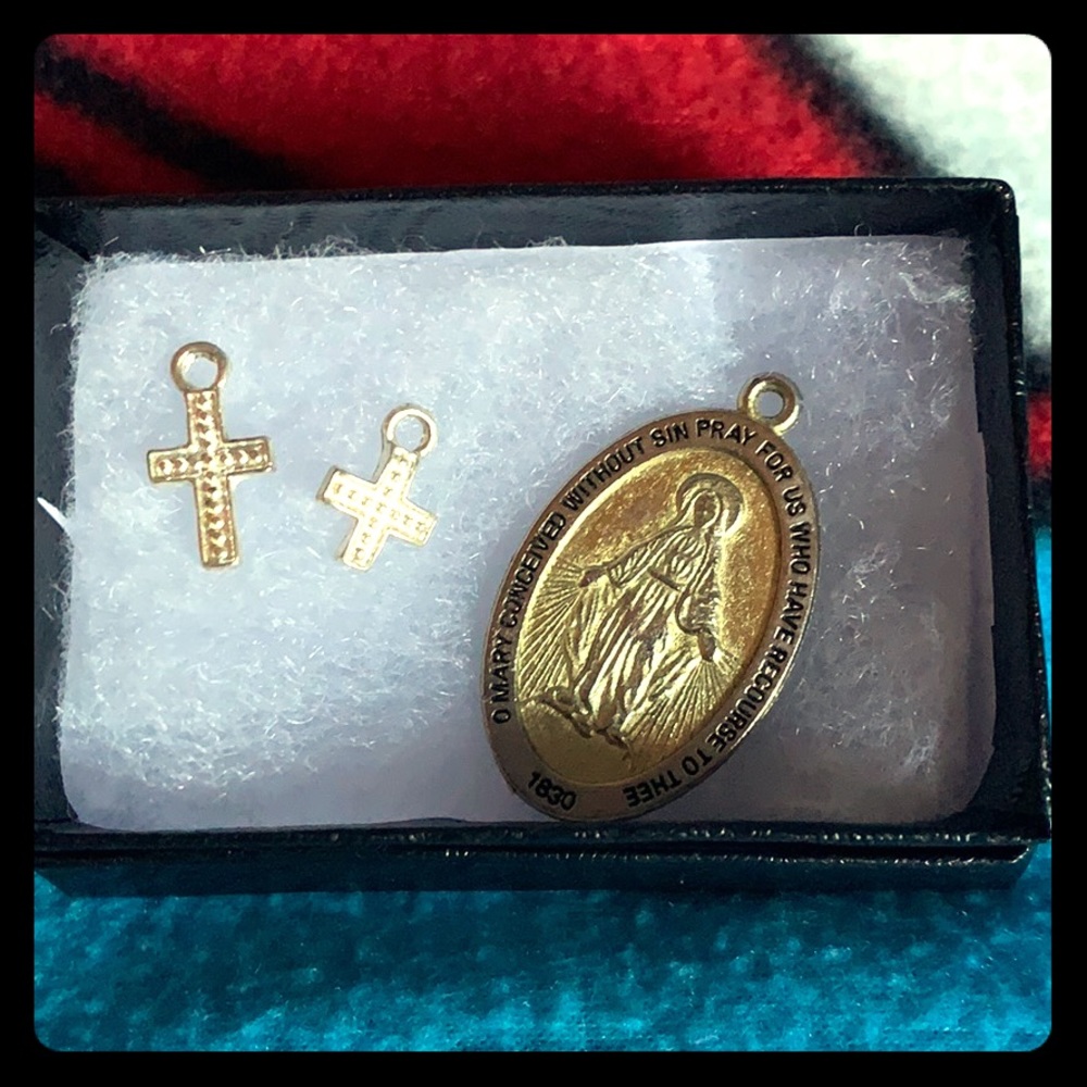 Holy pendants